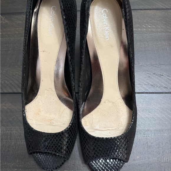 Calvin Klein Black Textured Peep-Toe Heels - Picture 5 of 8